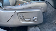 Volvo Xc40 2.0 B4P Inscription 5dr Auto Petrol Estate